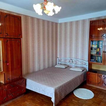 Юрія Кондратюка вул., 4