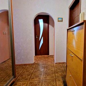 Продам 2 комнатную квартиру на Левобережном. Можно безнал.