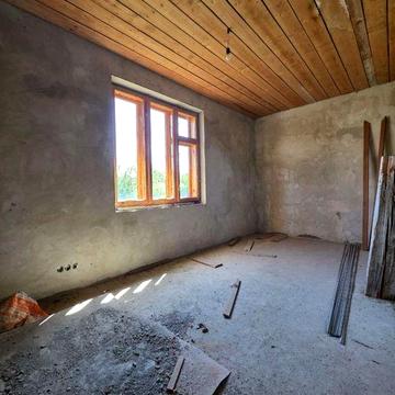 Будинок добротний, Хотин