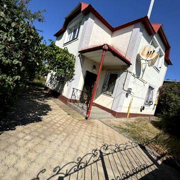 Продається заміський будинок у дачному кооперативі смт Воскресенське