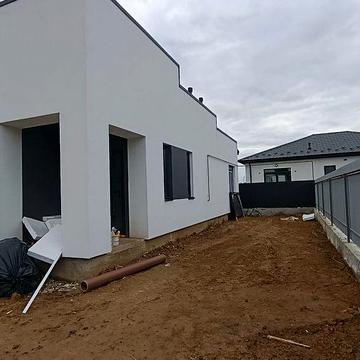 Будинок в стилі хай тек Перемичка