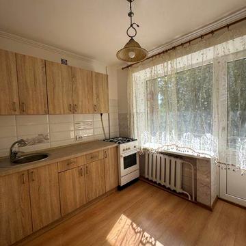 Продаж 3-кім чешки р-н Комарова!