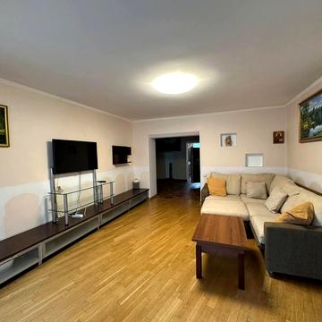 Олеся Гончара вул., 62