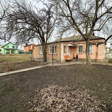Оренда 4-кімнатного будинку зі зручностями центр міста