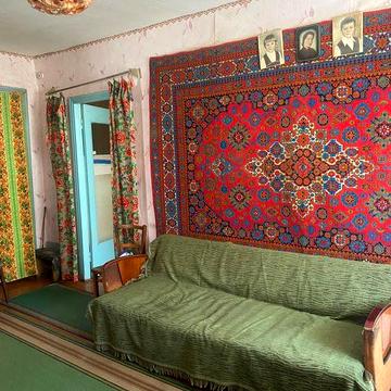 Продаж трикімнатної квартири