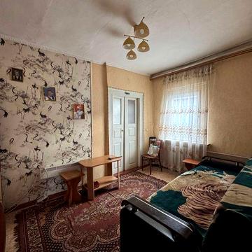 Продам половину будинку у центрі смт. Хорошів на вул. Сонячна 5/2 !!!