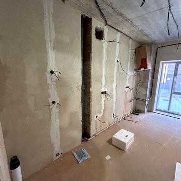 Гаряча пропозиція! Квартира з часковим ремонтом!