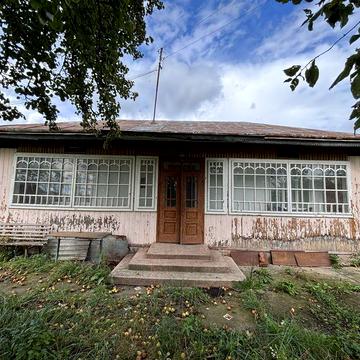 Продаж Будинок 63 м². Ділянка 13 сотих. Підпечери. Центр. Світло. Газ