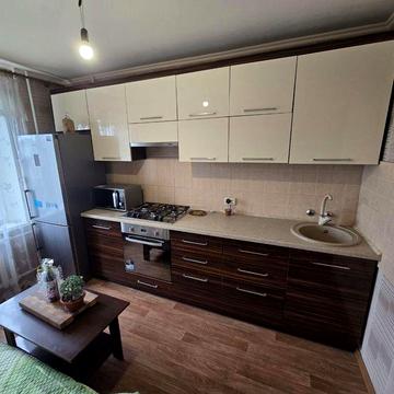 Продам 1 кім велику распашенку 17 квартал колачевського лютого 8 лікар