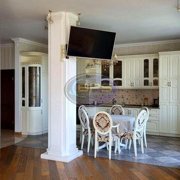 Квартира 3-кімнатна біля Театру Музкомедії