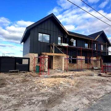 Дуплекс у Стоянці, газ, 2.6 соток, центр.комунікац, 4 кімнати. Продаж