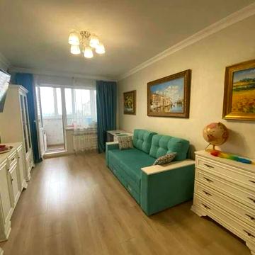 Затишна 3-к квартира 74м² вул. червоної Калини 8-Б