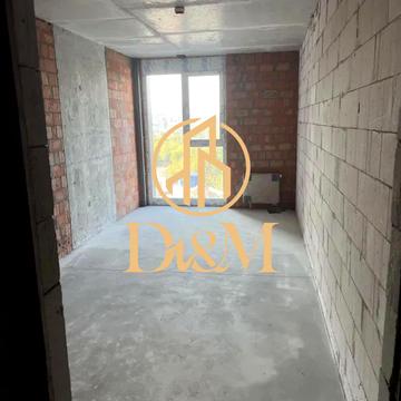 Андрія Верхогляда вул. (Михайла Драгомирова), 1