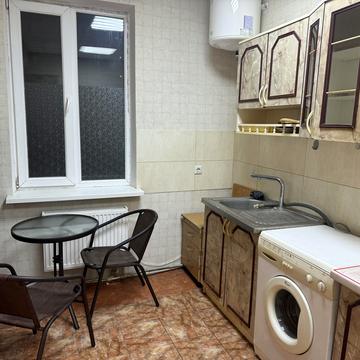 Хутоярівський пров.