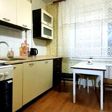 Академіка Корольова вул., 51