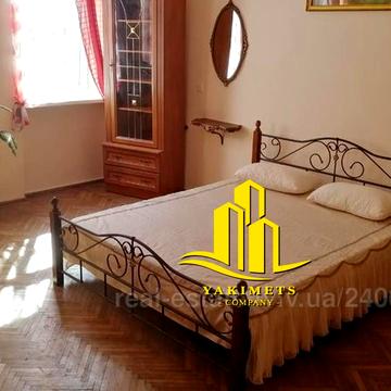 Братів Рогатинців вул., 11