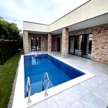 Втілення сучасного життя у Новоолександрівці!