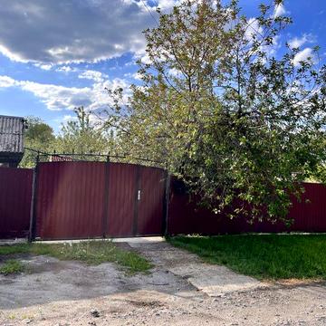 Продам дом в центре города ( аренды нет)