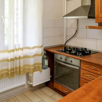 Героїв Дніпра вул., 75