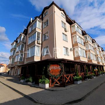 Володимирська вул., 90а