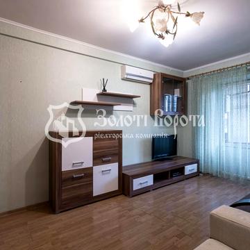 Дніпровська набережна вул., 9-А
