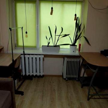 1к кВ. Метро Деміївська пішки, вул. Козацька 32