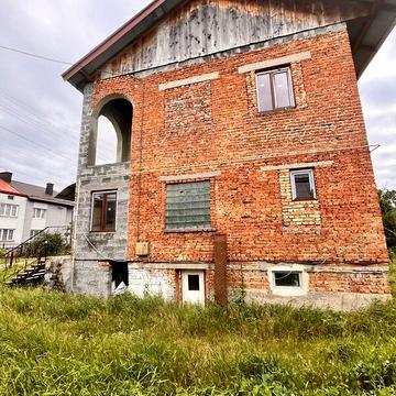 Продаж 4к Дім Хоткевича Гната вулиця