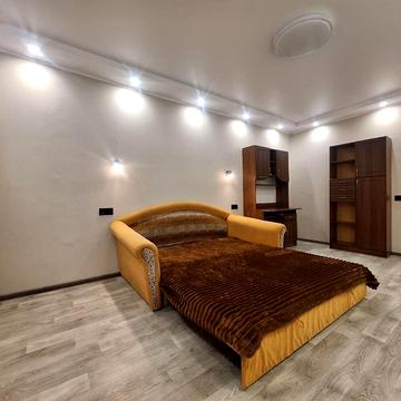 Архітектора Вербицького вул., 4