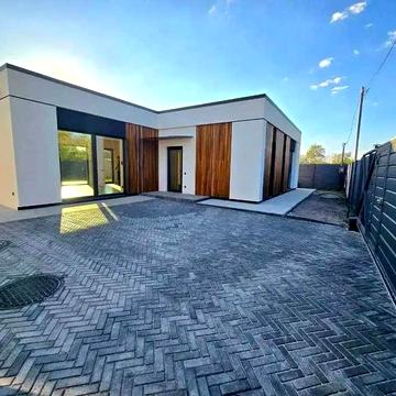 Продам 4-комнатный уютный дом в районе ул. Широкая