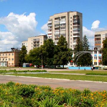Сдам 3х комнатную квартиру в центре города.