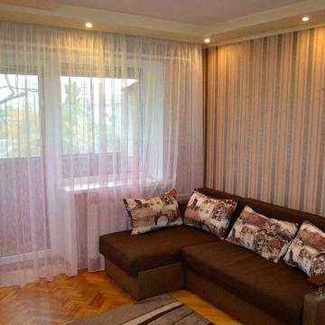 Продам 1-кімнатну квартиру з якісним ремонтом, вул. Празька,31