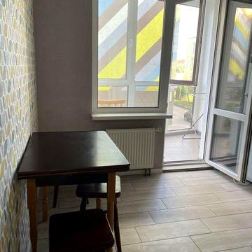 Оренда однокімнаткої квартири біля ТРЦ Lavina Mall