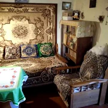 Продам 3к 2 поверх, 1 хв. Палац Спорту