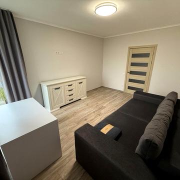 Пилипа Орлика вул., 1-А