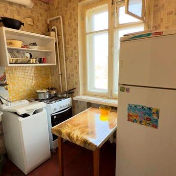 Довгострокова оренда 1к Квартира Криворізька вулиця