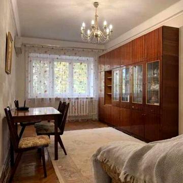 Довгострокова оренда 2к Квартира Космонавтів вулиця