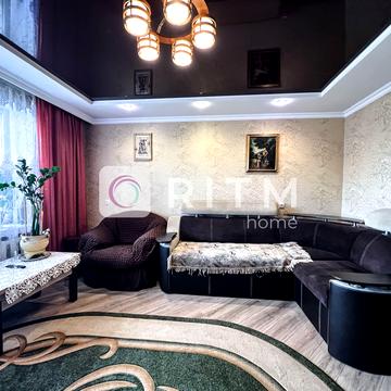 Кравчука вул., 1