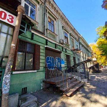 Продам 1000м2 в доме на Троицкая/ Екатерининская фасад, центр города.