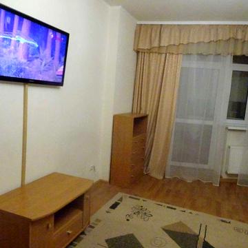 Кубанской Украины, 1к отличная квартира, евроремонт, метро Лесная