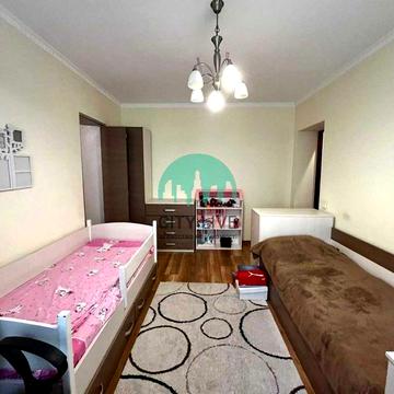 Простора 3-кімнатна квартира в затишному районі міста -Каскад (38)