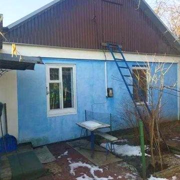 Продам частину в передмісті