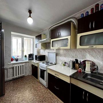 Продаж однокімнатної квартири із ремонтом та меблями