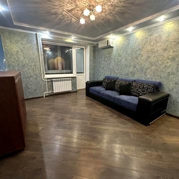 Болгарська вул., 18