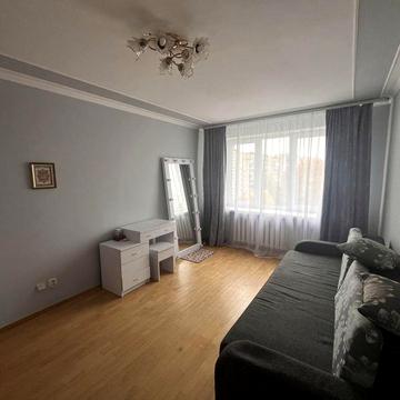 Оренда 1 кім малосімейка 30 мкв вул Тролейбусна 14