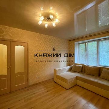 Дорогожицька вул., 15-Б