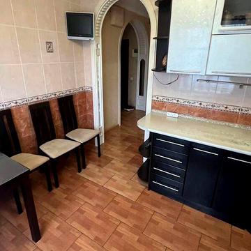 Довгострокова оренда 2к Квартира Партизанська вулиця