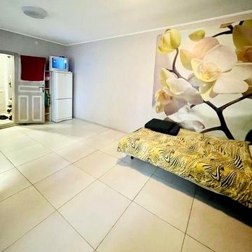 Продам частину будинку на Шкільному.