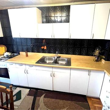 Оренда 3-кім. квартири Київ Оболонський район вул. Казанська, 18)