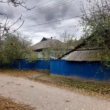 Продається будинок в цетрі с.Сунки за 10км від м.Сміла Черкаської обл.