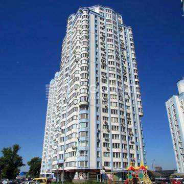 Дніпровська набережна вул., 26